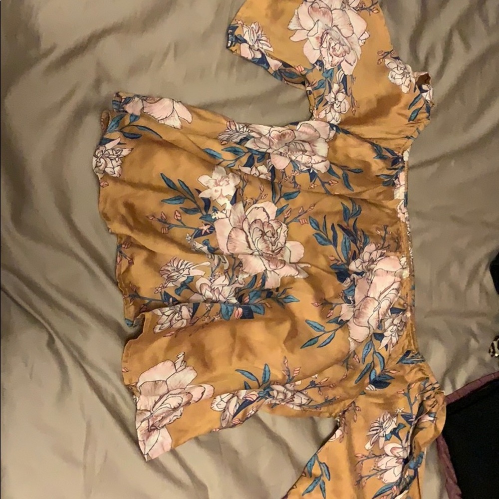 blouse